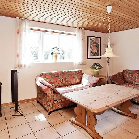 Three-bedroom Holiday In Hemmet 58 *